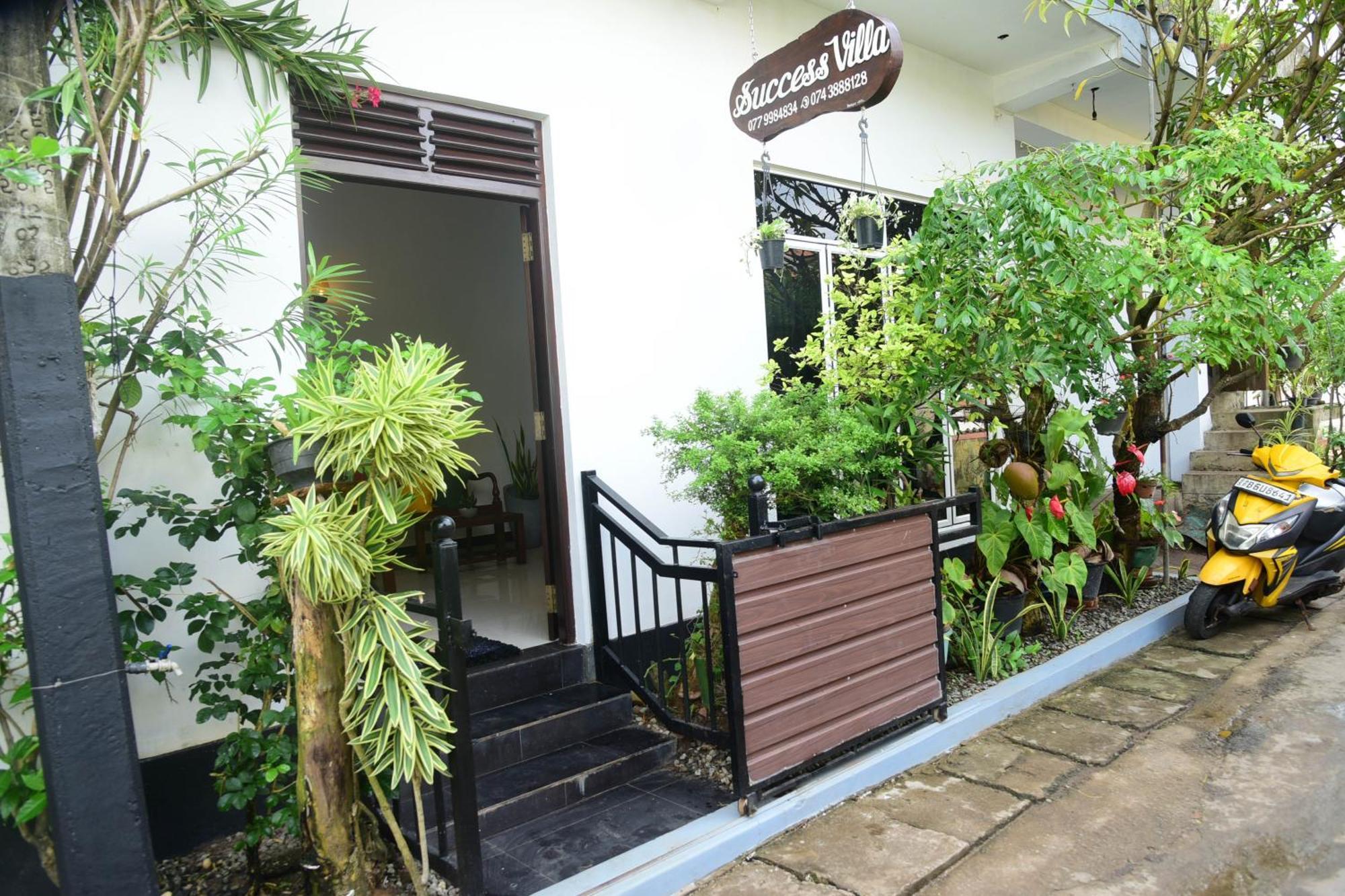 Success Villa Хіккадува Екстер'єр фото